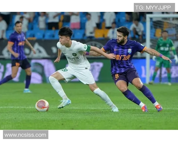 杭州足球队实力引发热议球迷对球队表现的不同看法与期待 杭州足球队实力引发热议球迷对球队表现的不同看法与期待