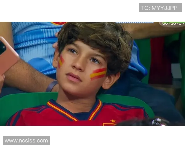 西班牙国家队在世界杯积分榜上以61分稳居第一名,展现强大实力 西班牙国家队在世界杯积分榜上以61分稳居第一名,展现强大实力