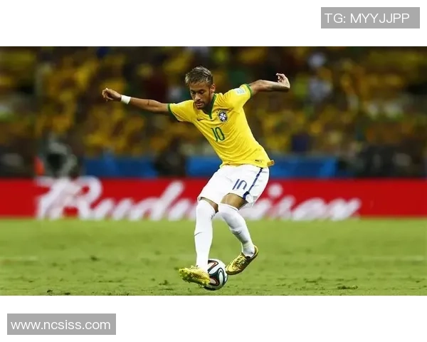 足球明星绝技大揭秘精彩瞬间集锦带你领略足球魅力与技巧 足球明星绝技大揭秘精彩瞬间集锦带你领略足球魅力与技巧